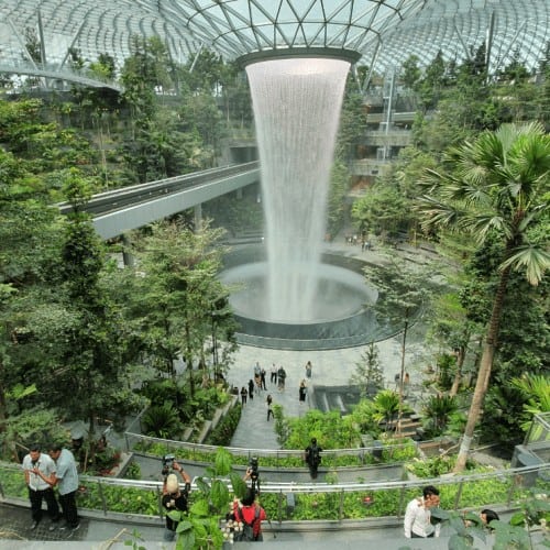 Paket tour Singapore juga mengunjungi JEWEL