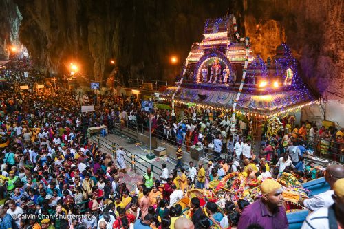 Patung Malaysia di Batu Caves Wisata Alam Ikonik di Malaysia