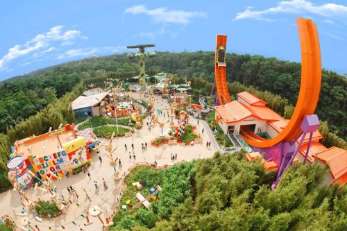 Wahana di Disneyland Hong Kong